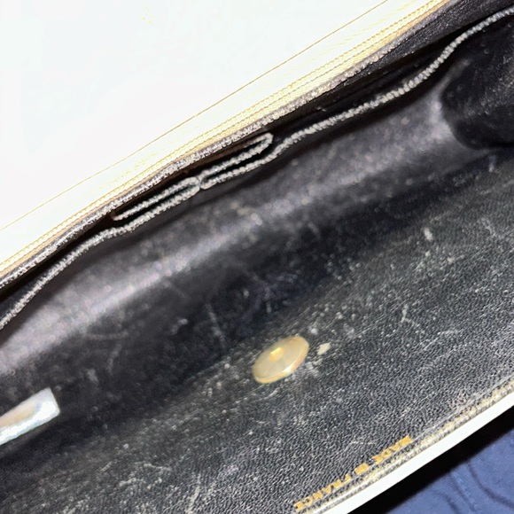 RARE Vintage Chanel 80s Chain Shoulder Bag - Picture 15 of 17